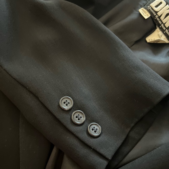 . DKNY One-Button Blazer - Picture 5 of 5